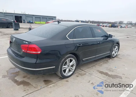 2014 Volkswagen Passat 2.0L Tdi Sel Premium z USA, uszkodzony, nr VIN 1VWCN7A32EC108378